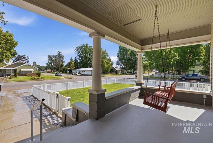 Property Photo: 1030 Center Ave ID 83661