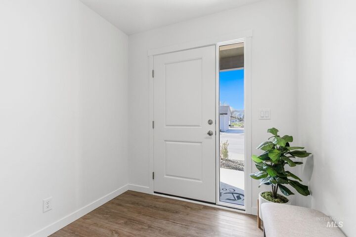 Property Photo: 514 Diamond Ln. ID 83617
