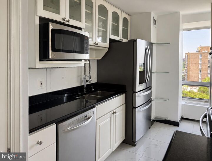 Property Photo:  1435 4th Street SW B711  DC 20024 