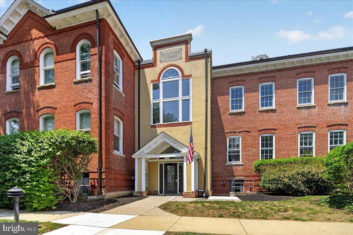 Property Photo: 1 Academy Court NJ 08534
