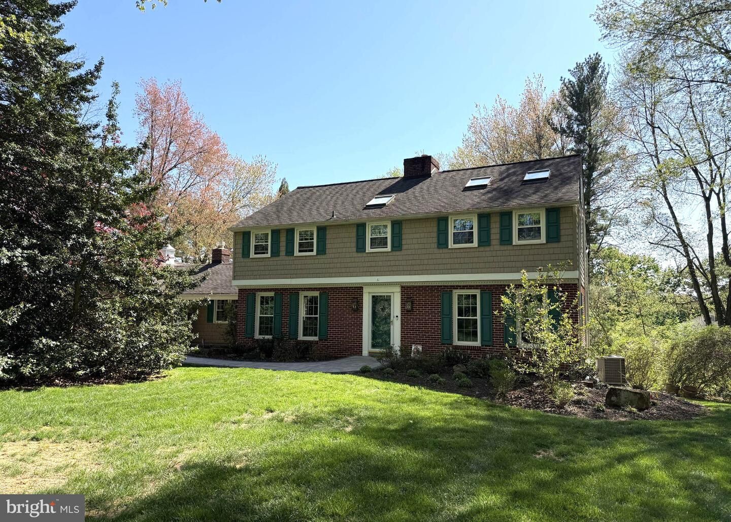 Property Photo: 28 Waterview Road PA 19380