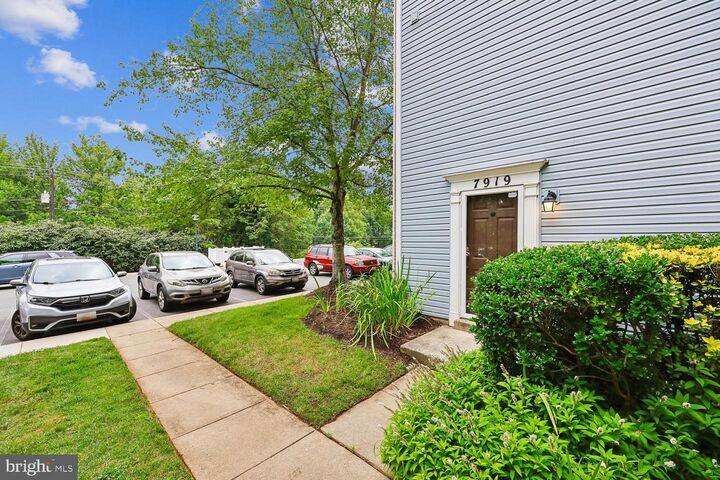 Property Photo: 7919 Foxcrest Court 7919 MD 20854