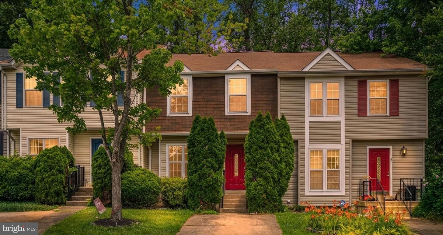Property Photo: 105 Staunton Court VA 22554