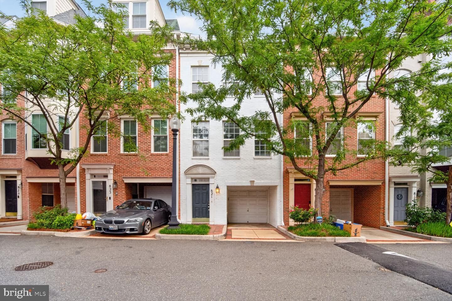Property Photo: 821 Capitol Square Place SW DC 20024