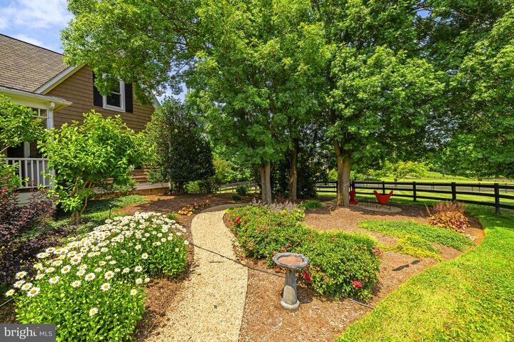 Property Photo: 19967 Telegraph Springs Road VA 20132