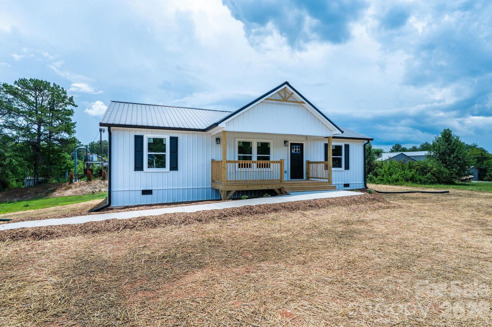 Property Photo: 2059 Bailey Drive NC 28601