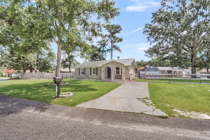 Property Photo: 103 McDuffie Court SC 29486