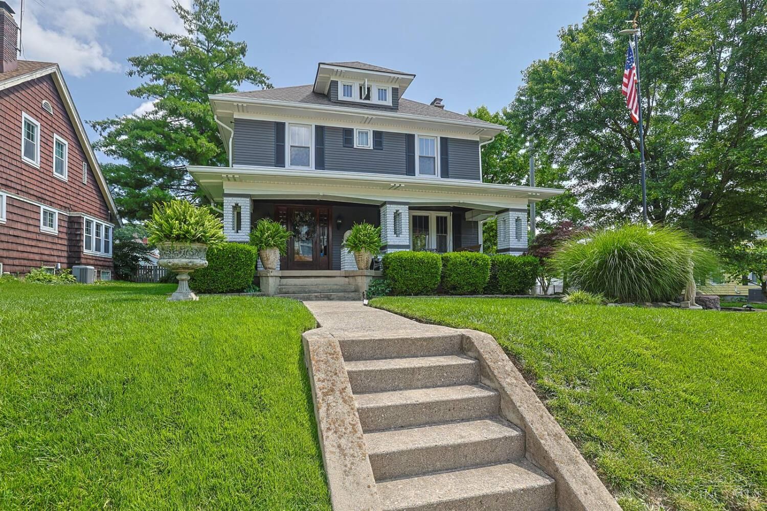 Property Photo: 802 Main Street OH 45013