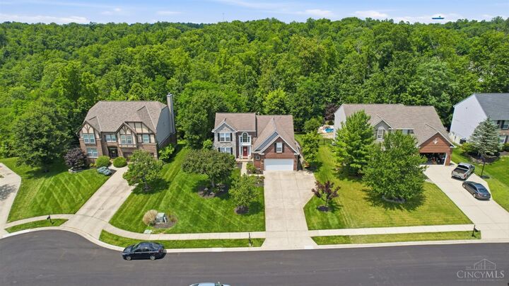 Property Photo:  858 Trappers Crossing  OH 45150 