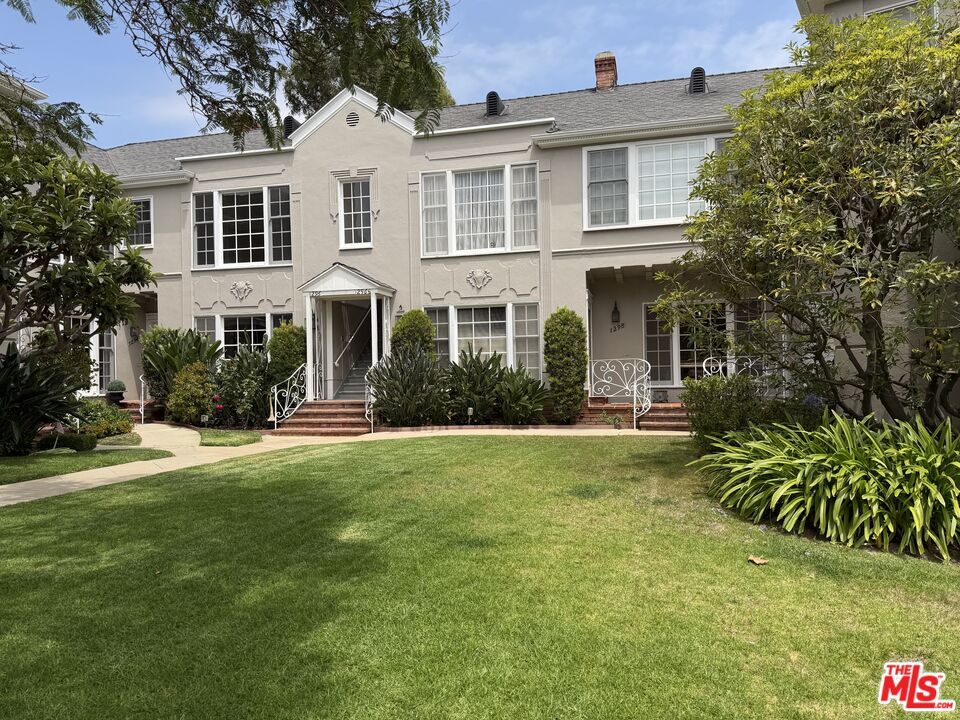 Property Photo:  1292 1296 Devon Ave  CA 90024 