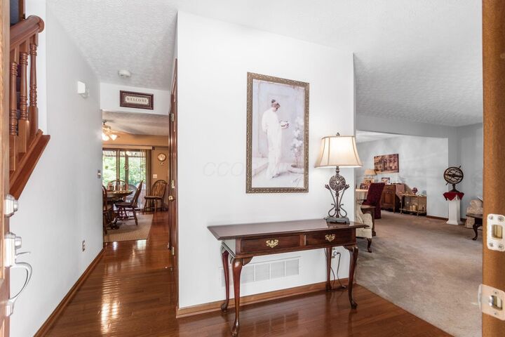 Property Photo: 2920 Wynridge Drive OH 43123