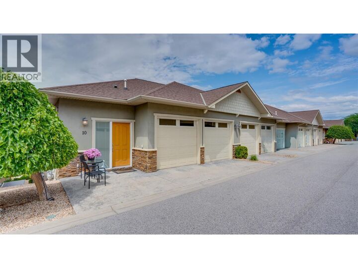 Property Photo: 6600 Okanagan Avenue 10 BC V1H 2K6