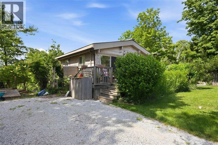 Property Photo: 5496 Huronview Avenue ON N0N 1J7