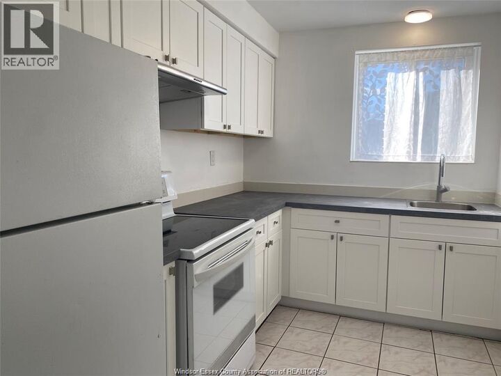 Property Photo:  2476 Rivard Avenue 5  ON N8T 2H2 