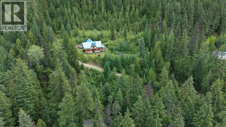 Property Photo: 8470 Red Mountain Road BC V0G 1S0