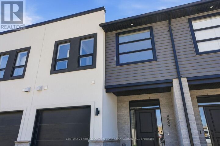 Property Photo: 857 Catalpa Square ON N6G 4A5