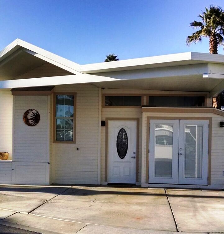 Property Photo: 84136 Avenue 44, #712 CA 92203