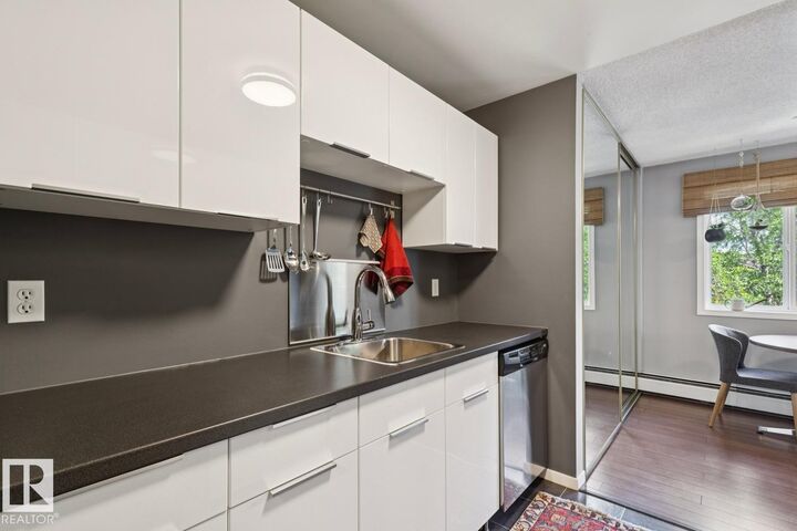 Property Photo: 10838 108 Street NW 303 AB T5H 3A6