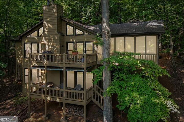 Property Photo: 1482 Valley View Drive GA 30143