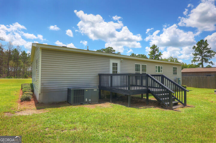 Property Photo:  1177 Egg And Butter Road N  GA 31773 