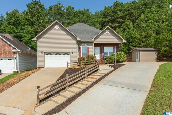 Property Photo: 40 Hickory Hills Circle AL 36203