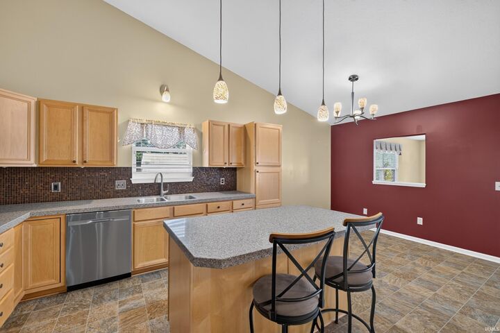 Property Photo: 3031 N Cantlin Drive IN 47404-1395