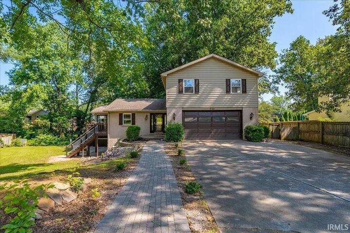Property Photo:  624 Forest Park Drive  IN 47630 