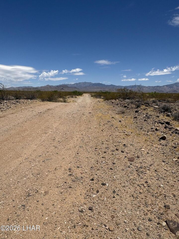 Property Photo:  0 W W Zentiff Dr  AZ 86413 