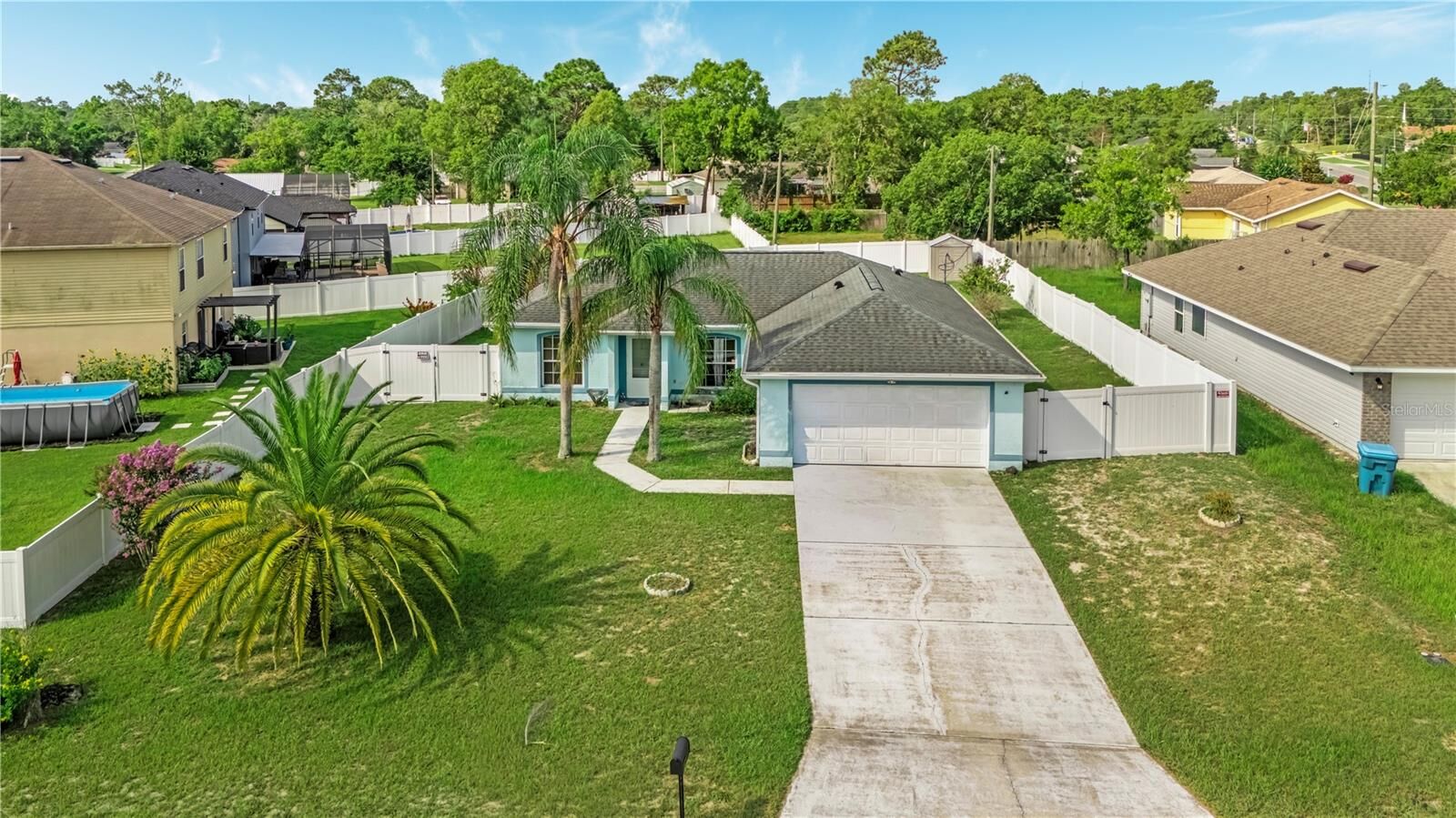 Property Photo:  3407 Florentine Street  FL 32738 