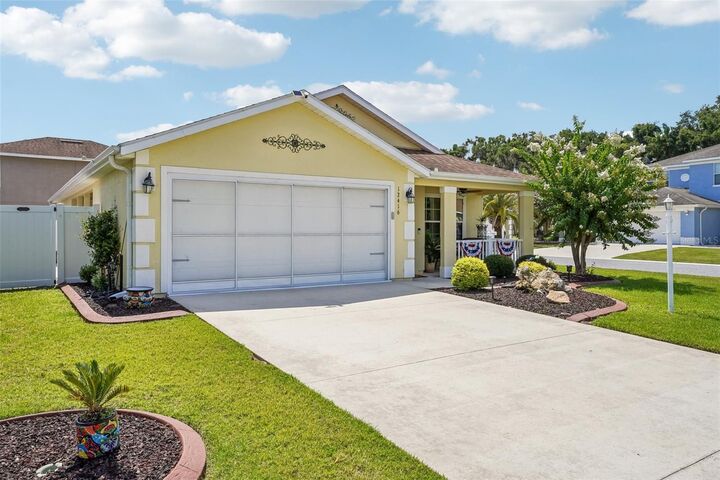 Property Photo: 12416 NE 48th Loop FL 34484