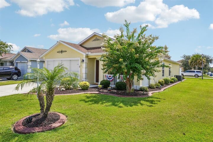 Property Photo: 12416 NE 48th Loop FL 34484