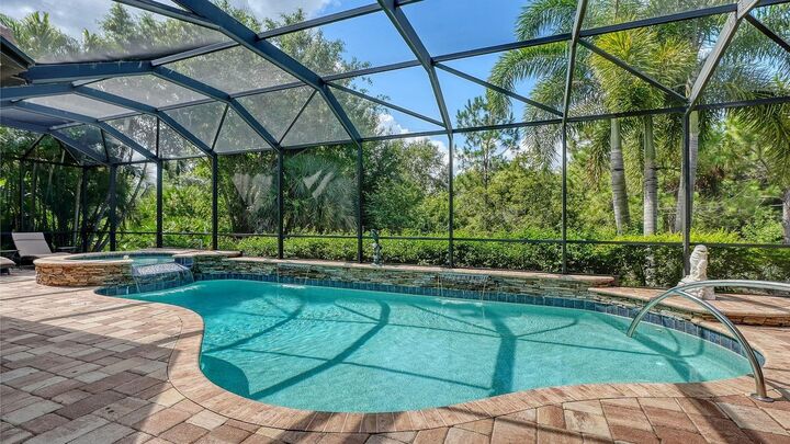 Property Photo:  7640 Haddington Cove  FL 34202 