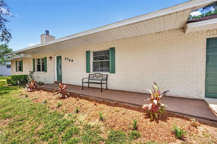 Property Photo: 2749 NE 60th Lane FL 34479