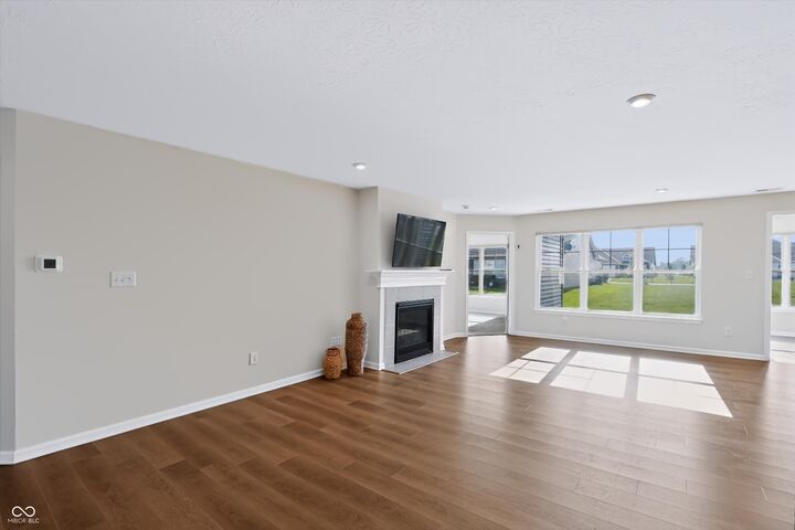 Property Photo:  113 Maxim Court  IN 46229 