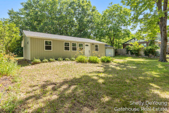 Property Photo: 12454 Corstal Street NE MI 49343