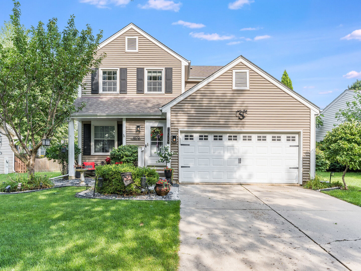 Property Photo:  1879 Paddington Avenue  IL 60563 