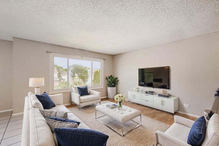 Property Photo:  3729 Dory Circle E  IL 60133 
