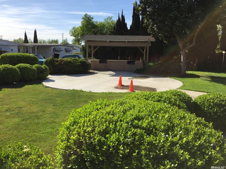 Property Photo: 4858 Brookdale Drive 170 CA 95834