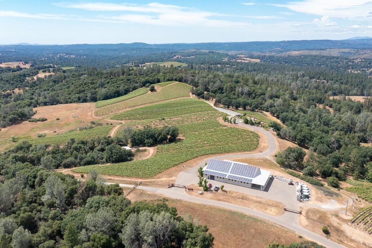 Property Photo: 8054 Fairplay Road CA 95684