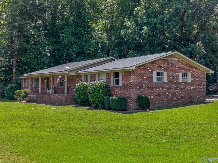 Property Photo: 716 King Road AL 35121