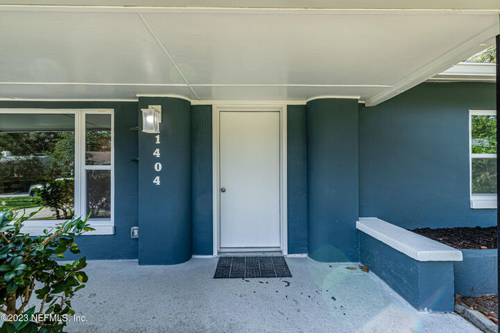 Property Photo:  1404 Jean Court  FL 32207 