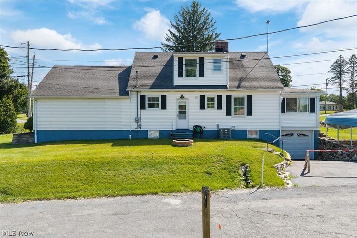 Property Photo:  4085 Melton Avenue  OH 44319 