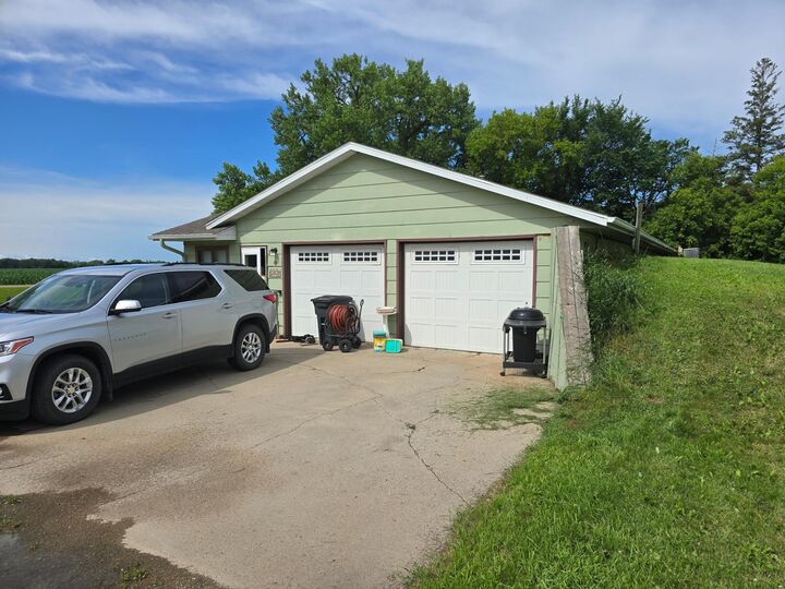Property Photo: 10466 County Highway 18 MN 56585