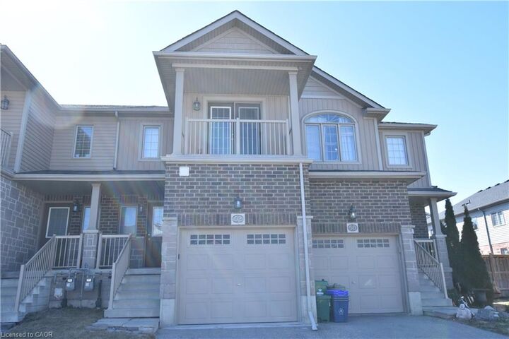 52 Meadowridge Street — photo 1