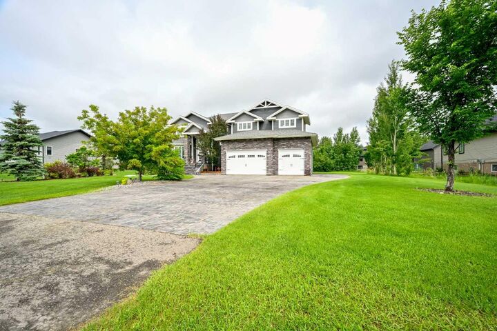 Property Photo: 7768 65 Avenue AB T8W 0H2