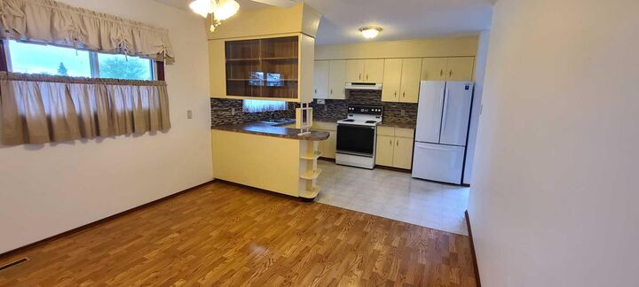 Property Photo:  4820 53 Avenue  AB T0H 1W0 