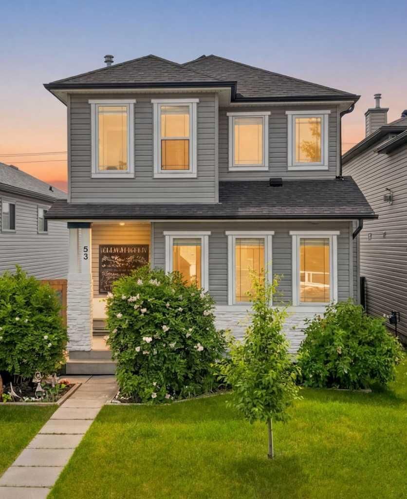 Property Photo: 53 Covebrook Close NE AB T3K 6J5