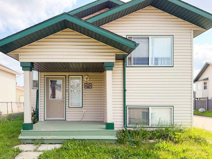 Property Photo: 10761 74 Avenue AB T8W 2T2