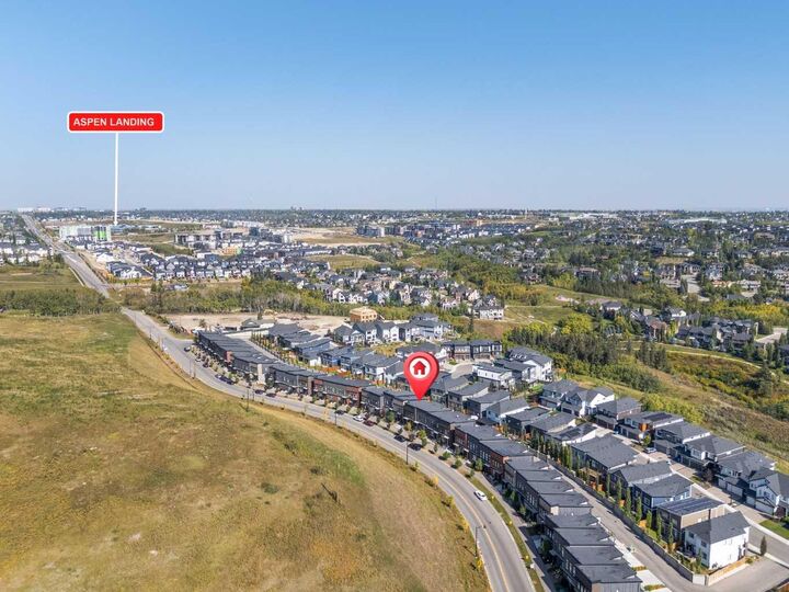 Property Photo: 3044 85 Street SW AB T3H 6C7