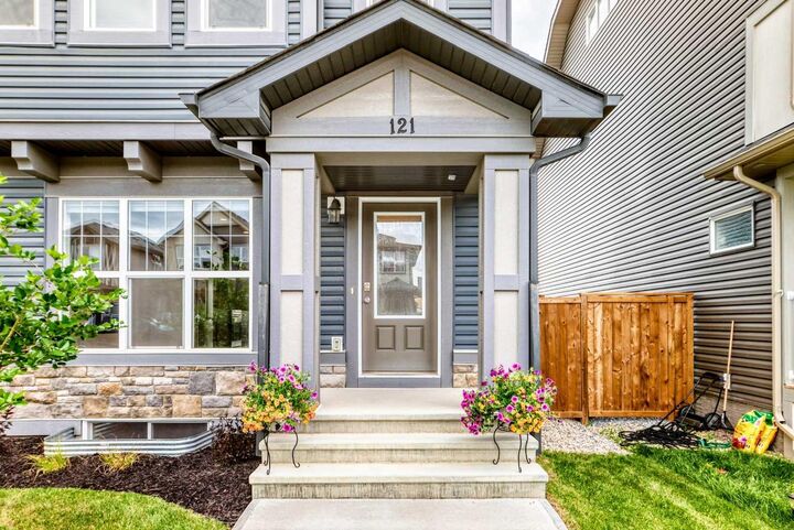 Property Photo:  121 Palomino Street  AB T4C 2P8 